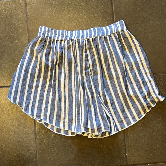 American eagle shorts - Picture 2 of 2